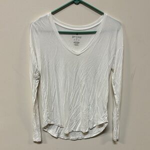 American Eagle Outfitters Soft White Long Sleeve Tee